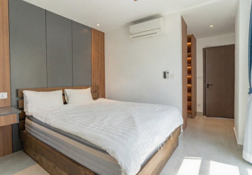 3 Bedroom Serviced Apartment For Rent - Tonle Bassac, Phnom Penh thumbnail
