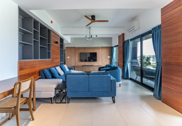 3 Bedroom Serviced Apartment For Rent - Tonle Bassac, Phnom Penh thumbnail