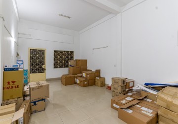 5 Bedroom Shophouse  For Sale - BKK3, Phnom Penh thumbnail