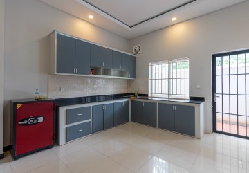 4 Bedroom Flat For Rent - Svay Dangkum, Siem Reap thumbnail