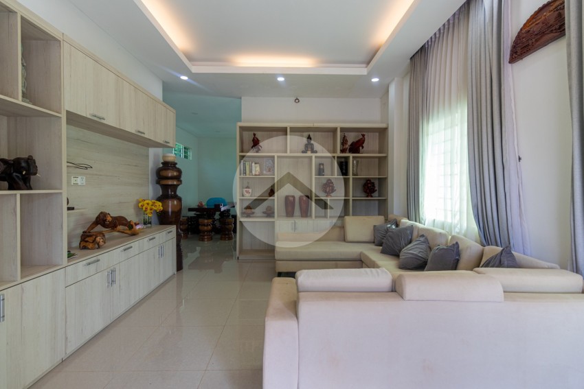 2 Bedroom Villa For Rent - Svay Dangkum, Siem Reap