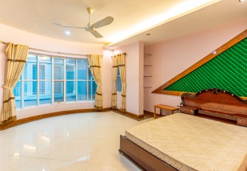 5 Bedroom Villa For Rent - Bassac Garden City, Tonle Bassac, Phnom Penh thumbnail