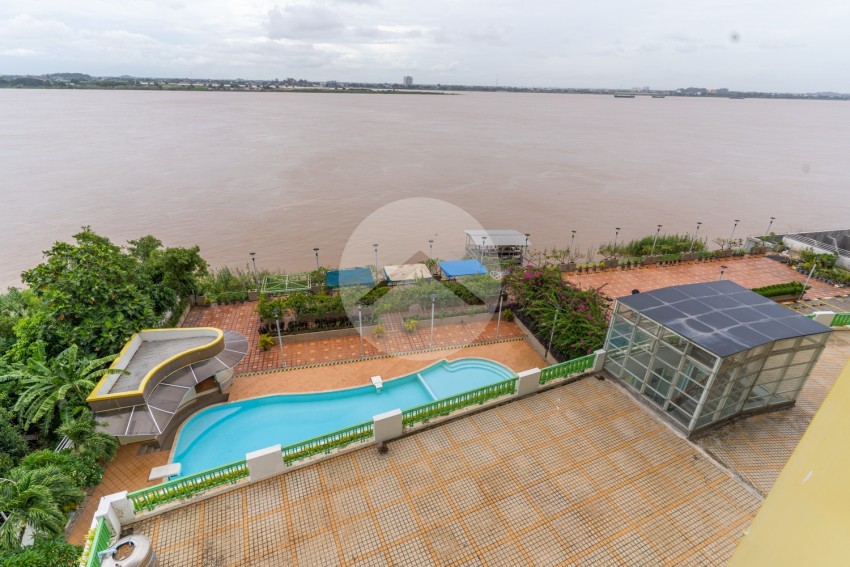 7th Floor Studio Condo For Sale - Mekong Gardens, Chroy Changvar, Phnom Penh