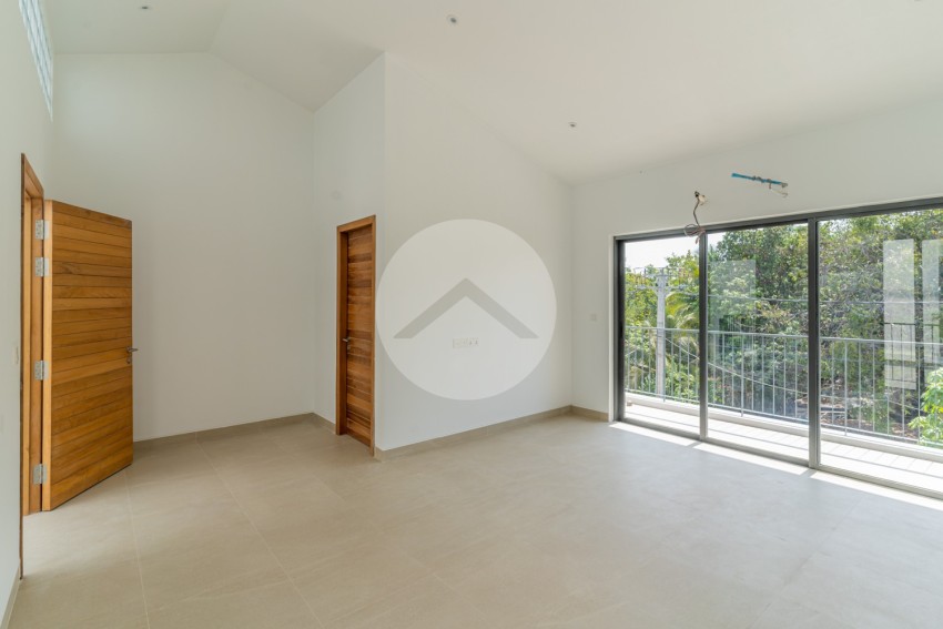 Luxury 4 Bedroom Link House For Rent - Veal Sbov, Phnom Penh