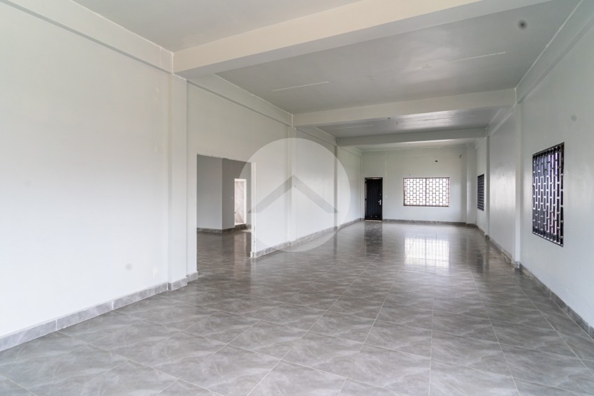 880 Sqm Commercial Space For Rent - Toul Tum Poung 1, Phnom Penh