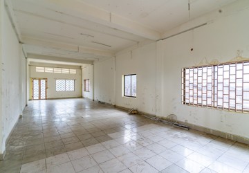 880 Sqm Commercial Space For Rent - Toul Tum Poung 1, Phnom Penh thumbnail