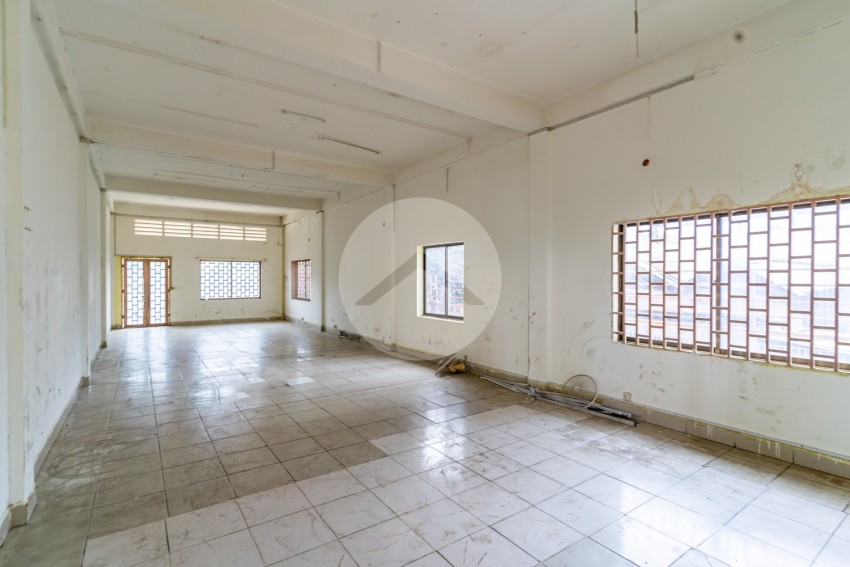 880 Sqm Commercial Space For Rent - Toul Tum Poung 1, Phnom Penh