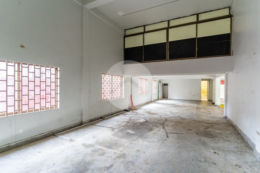 880 Sqm Commercial Space For Rent - Toul Tum Poung 1, Phnom Penh