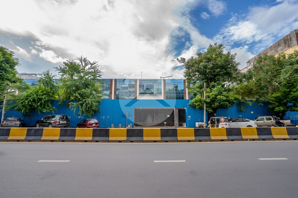 Prime Location 7,551 Sqm Land and Building For Rent - Monorom, Phnom Penh