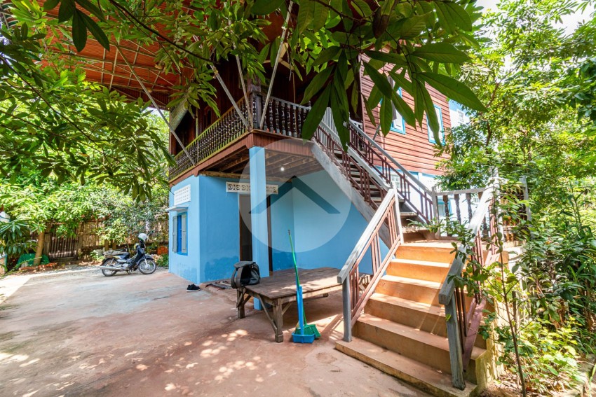 3 Bedroom Wooden House For Rent - Sala Kamreuk, Siem Reap