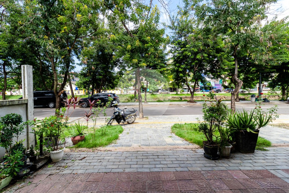 32 Sqm Commercial Space For Rent - Riverside, Sala Kamreuk, Siem Reap - Image 6