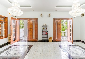 3 Bedroom Villa For Rent - Prek Eng, Chba Ampov, Phnom Penh thumbnail