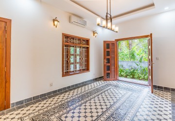 3 Bedroom Villa For Rent - Prek Eng, Chba Ampov, Phnom Penh thumbnail