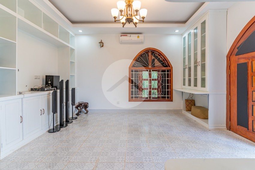 3 Bedroom Villa For Rent - Prek Eng, Chba Ampov, Phnom Penh