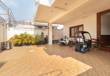 1 Bedroom Apartment For Rent -  Sala Kamreuk, Siem Reap thumbnail