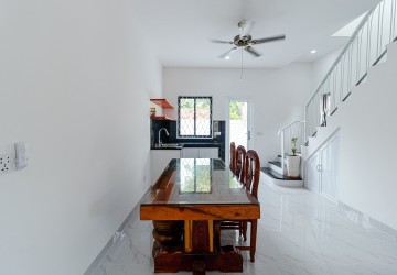 2 Bedroom Villa For Rent - Kouk Chak, Siem Reap thumbnail