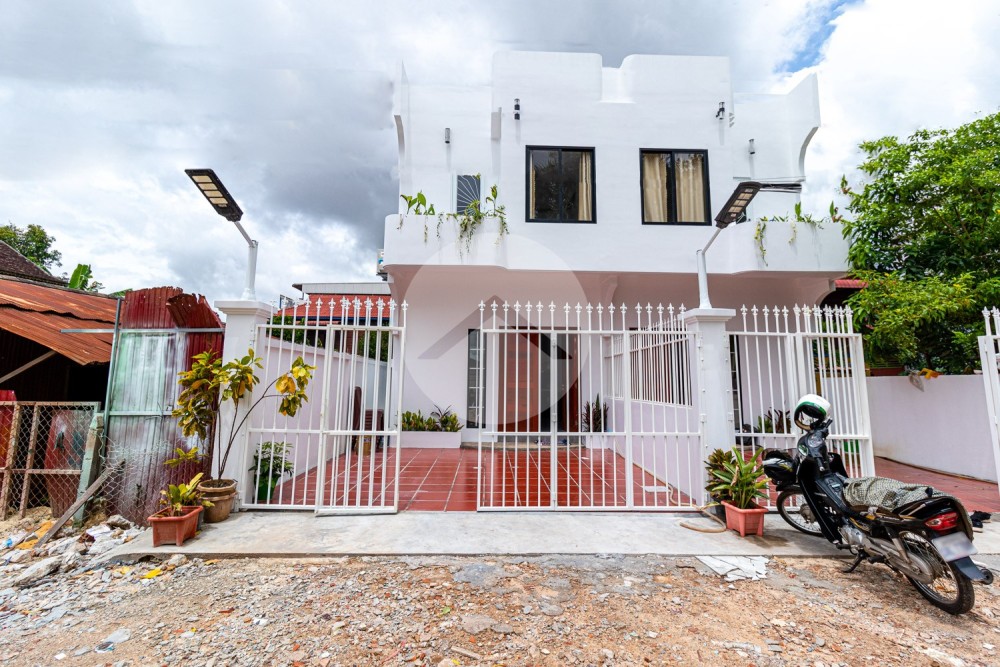 2 Bedroom Villa For Rent - Kouk Chak, Siem Reap