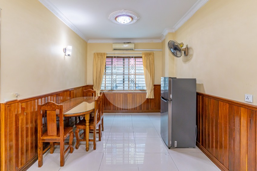 2 Bedroom Apartment For Rent - BKK1, Phnom Penh