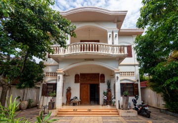 5 Bedroom House For Rent - Svay Dangkum, Siem Reap thumbnail