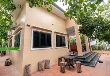 3 Bedroom House For Rent - Slor Kram, Siem Reap thumbnail