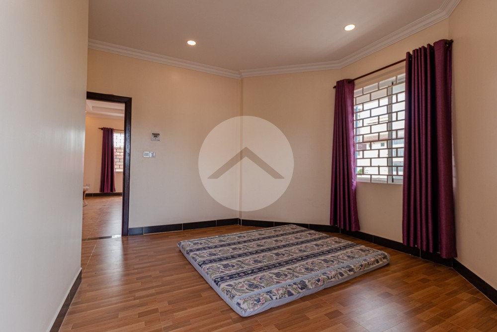 3 Bedroom Apartment For Rent - Svay Dangkum, Siem Reap - Image 13