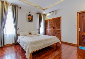 8 Bedroom Commercial Villa For Rent - Sala Kamreuk, Siem Reap thumbnail