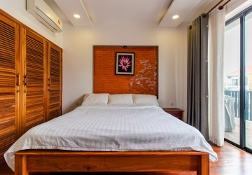 8 Bedroom Commercial Villa For Rent - Sala Kamreuk, Siem Reap thumbnail