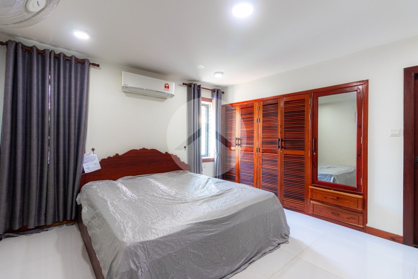 8 Bedroom Commercial Villa For Rent - Sala Kamreuk, Siem Reap