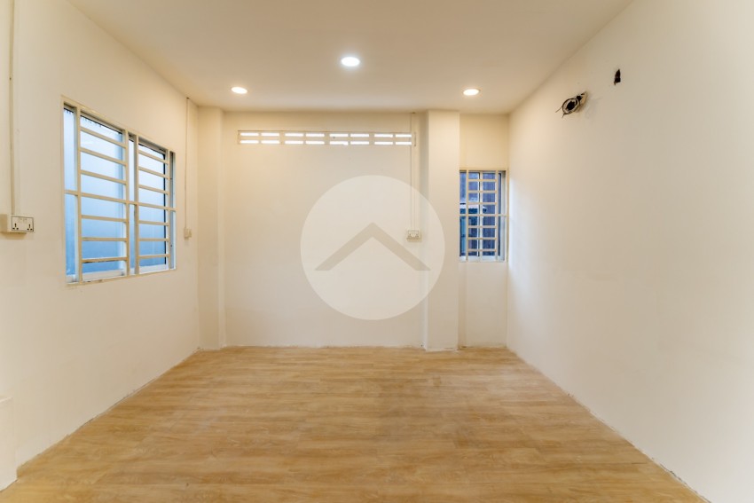 3 Bedroom Serviced Apartment For Rent - Chakto Mukh, Phnom Penh