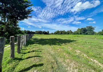 14,200 Sqm Farm Land For Sale - Bantay Srei, Siem Reap thumbnail