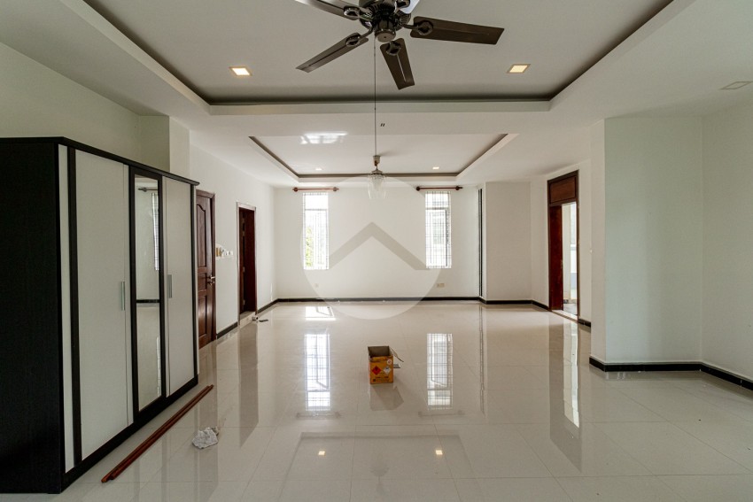 4 Bedroom House For Rent - Svay Dangkum, Siem Reap