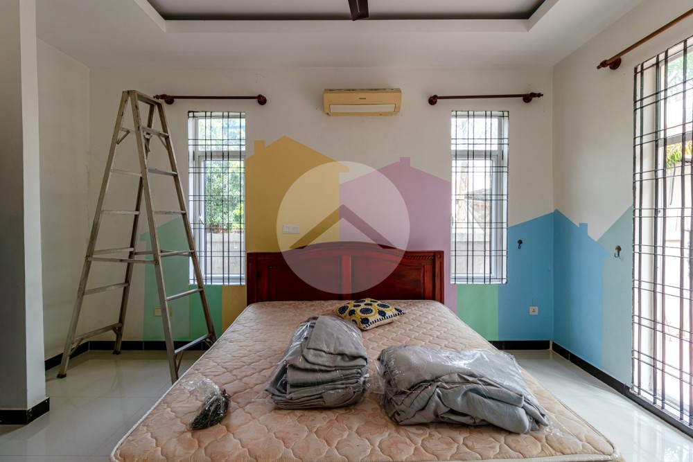 4 Bedroom House For Rent - Svay Dangkum, Siem Reap - Image 11