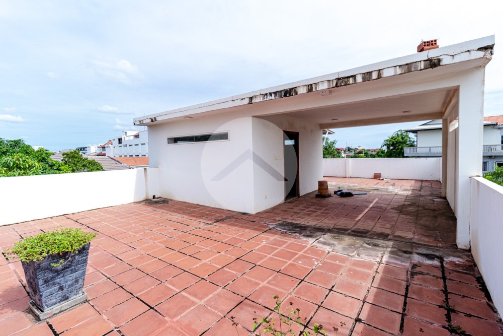 4 Bedroom House For Rent - Svay Dangkum, Siem Reap - Image 13