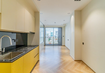 35th Floor 1 Bedroom Condo For Sale - Time Square 306, BKK1, Phnom Penh thumbnail