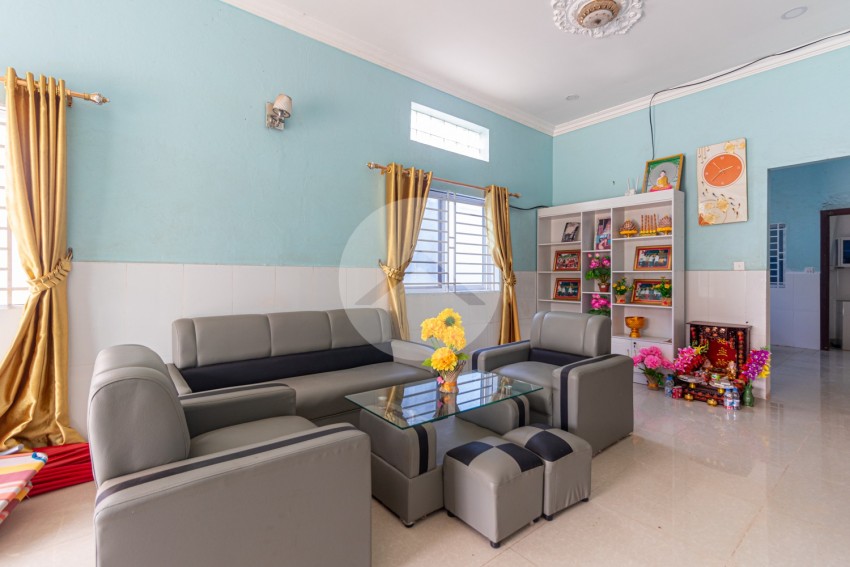 4 Bedroom Villa For Rent - Sangkat Siem Reap, Siem Reap
