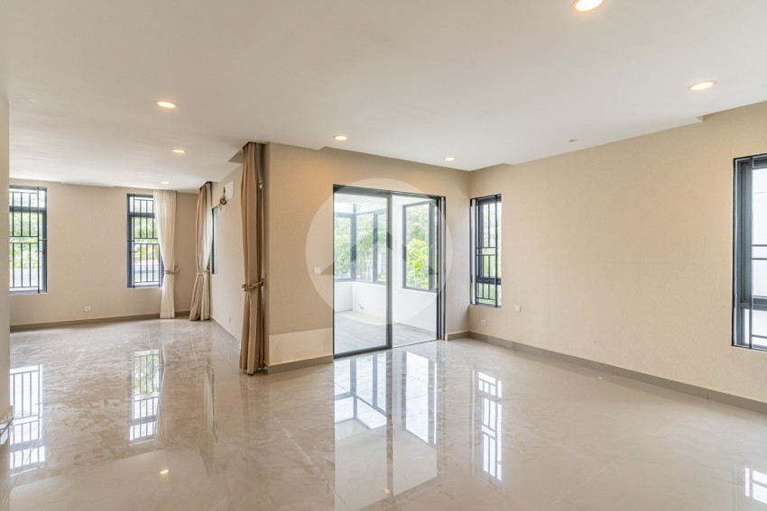 6 Bedroom Queen Villa For Rent - Chip Mong 60m, Khan Meanchey, Phnom Penh