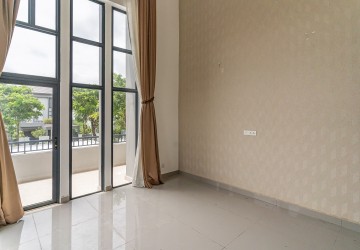 6 Bedroom Queen Villa For Rent - Chip Mong 60m, Khan Meanchey, Phnom Penh thumbnail