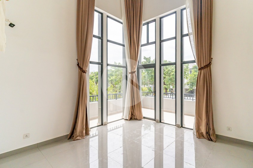 6 Bedroom Queen Villa For Rent - Chip Mong 60m, Khan Meanchey, Phnom Penh