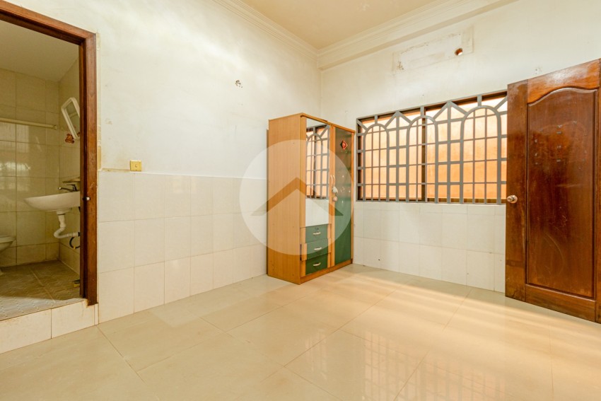 3 Bedroom Commercial Shophouse For Sale - Svay Dangkum, Siem Reap