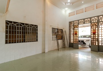 3 Bedroom Commercial Shophouse For Sale - Svay Dangkum, Siem Reap thumbnail