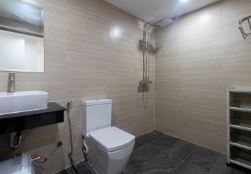 3 Bedroom Condo For Rent - Svay Dangkum, Siem Reap thumbnail