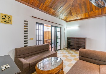 2 Bedroom Apartment For Rent - Tonle Bassac, Phnom Penh thumbnail