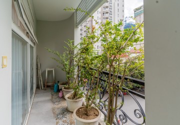 3 Bedroom Serviced Apartment  For Rent - BKK1, Phnom Penh thumbnail