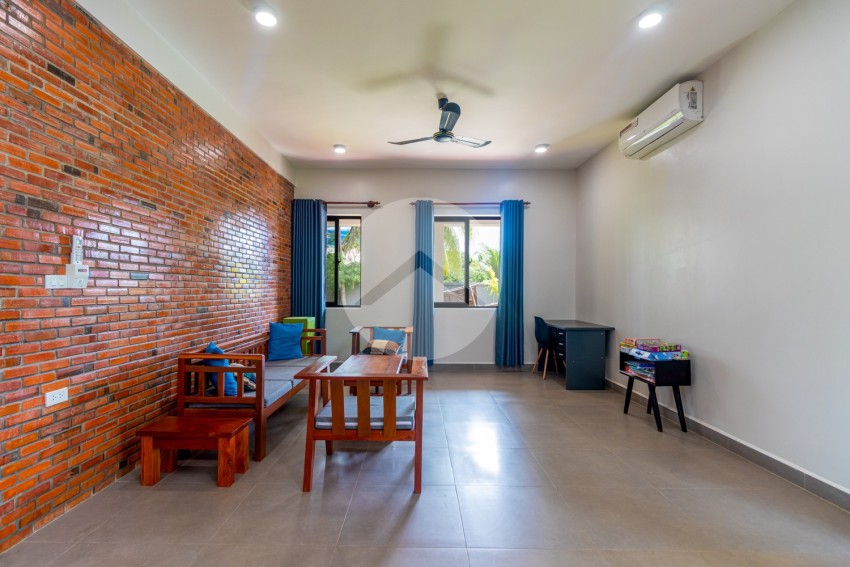 4 Bedroom Villa For Sale - Sala Kamreuk, Siem Reap