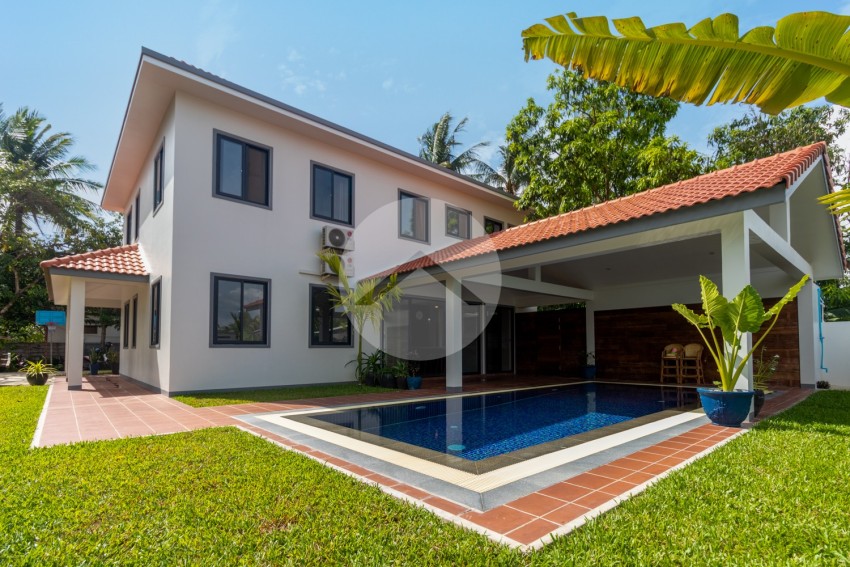 4 Bedroom Villa For Sale - Sala Kamreuk, Siem Reap