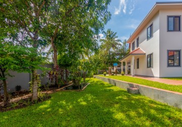 4 Bedroom Villa For Sale - Sala Kamreuk, Siem Reap thumbnail