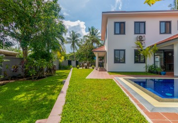 4 Bedroom Villa For Sale - Sala Kamreuk, Siem Reap thumbnail