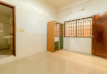 3 Bedroom Commercial Shophouse For Rent - Svay Dangkum, Siem Reap thumbnail