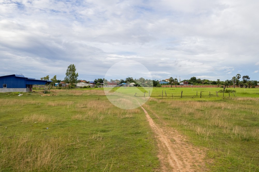 1,620 Sqm Land For Sale - Chrey Loas, Ponhea Lueu, Kandal Province - Image 7 1,620 Sqm Land For Sale - Chrey Loas, Ponhea Lueu, Kandal Province - Image 7