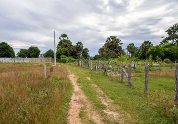 1,620 Sqm Land For Sale - Chrey Loas, Ponhea Lueu, Kandal Province thumbnail